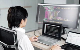 黑河 api php源码,下载的php源码怎么运行呢？